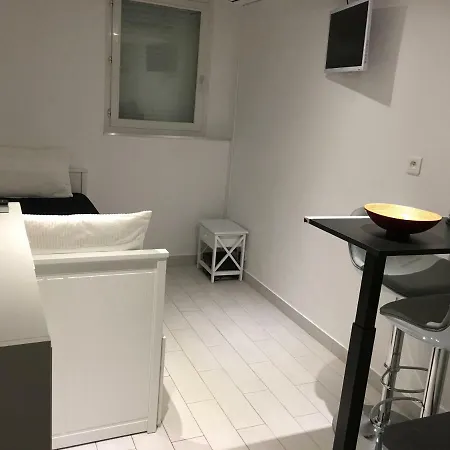 Studio Croisette Apartment